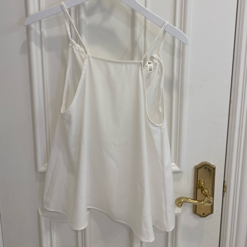 white tank top
